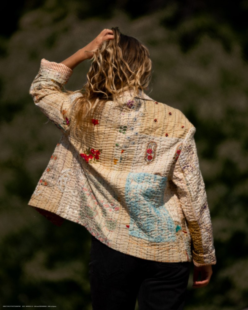 Veste en soie brodée Flore
