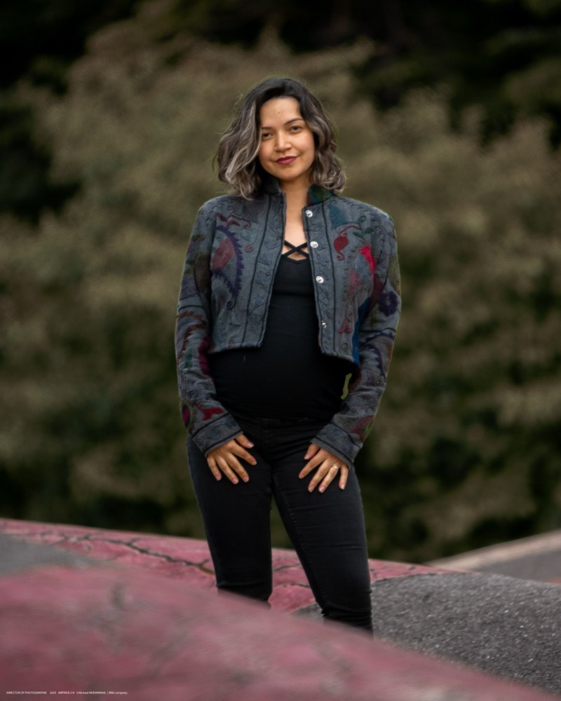 Veste courte en coton lavé et broderies Athéna