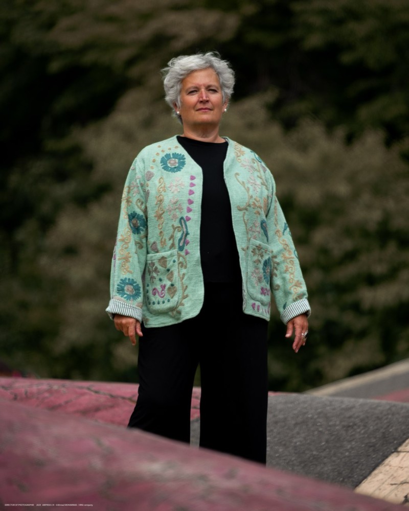 Veste en lin brut brodée Paon